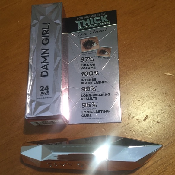 Too Faced Damn Girl 24 Hour Mascara - Picture 3 of 11